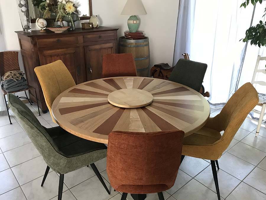 Table en bois ronde